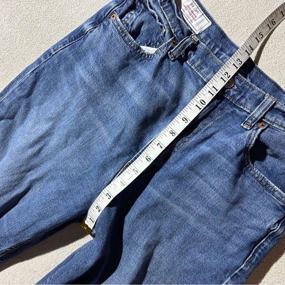GAP High Rise '90s Loose Blue Straight Jeans - Picture 5 of 9